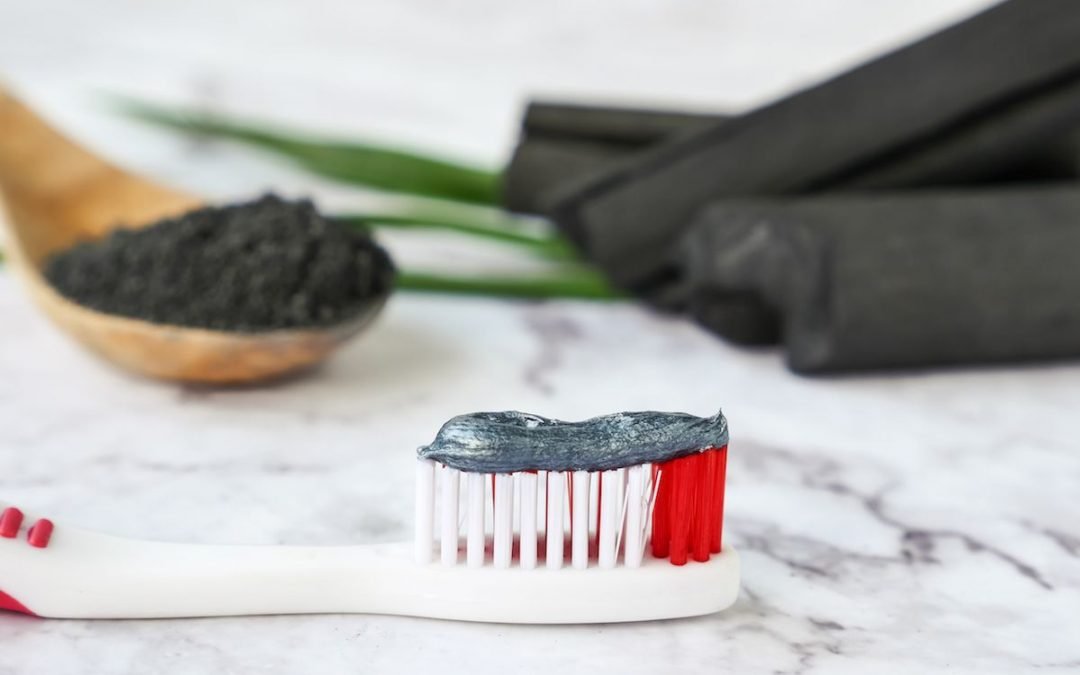 The Charcoal Toothpaste Trend – is it Safe or Not?