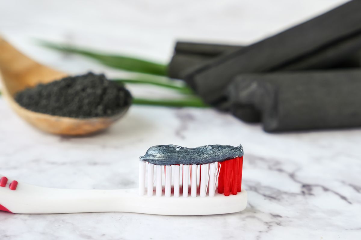 activated charcoal toothpaste side effects