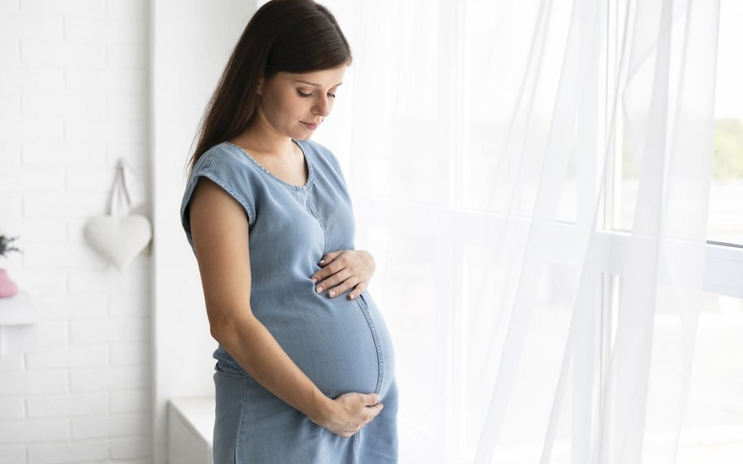 North Lakes Dentist Tips: Is It Safe to Do Dental Procedures While Pregnant or Breastfeeding?